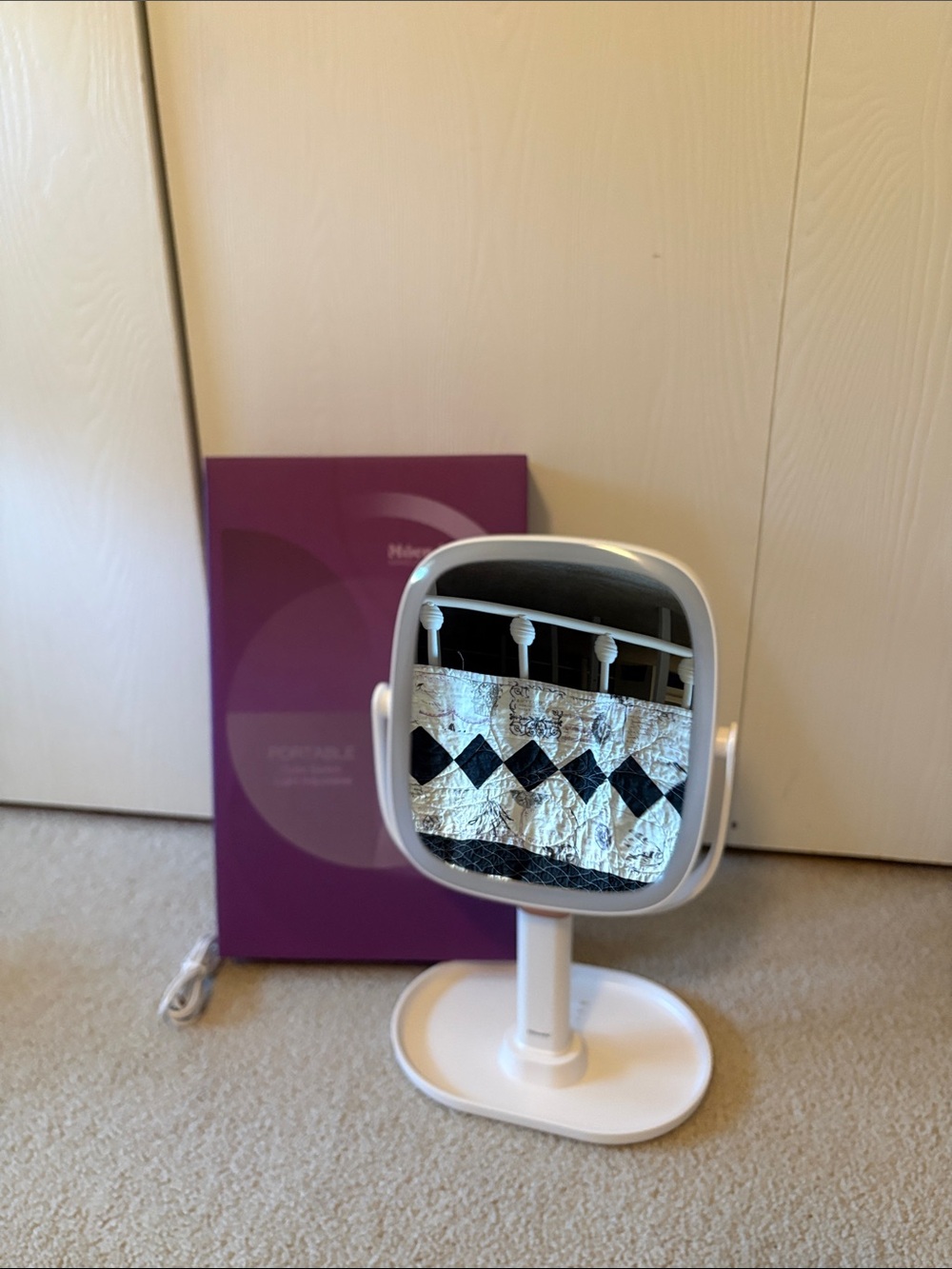 White Portable Lighted Makeup Mirror with Adjustable Stand